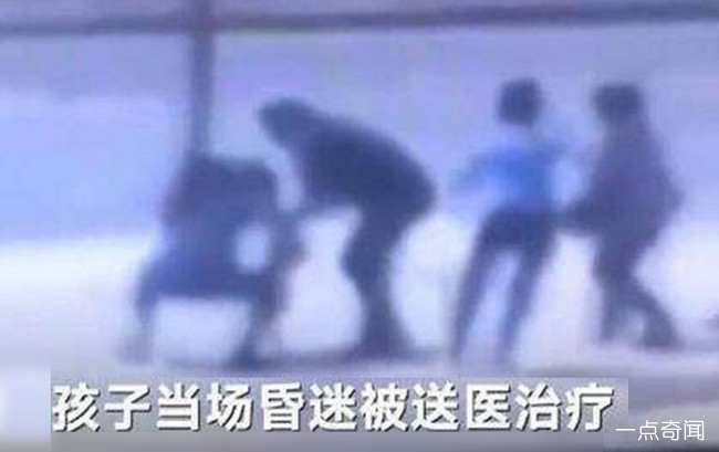 充气城堡被吹上天 3个儿童被抛出遭受重伤