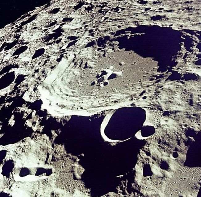 月球未解之谜 月球上的五大未解之谜