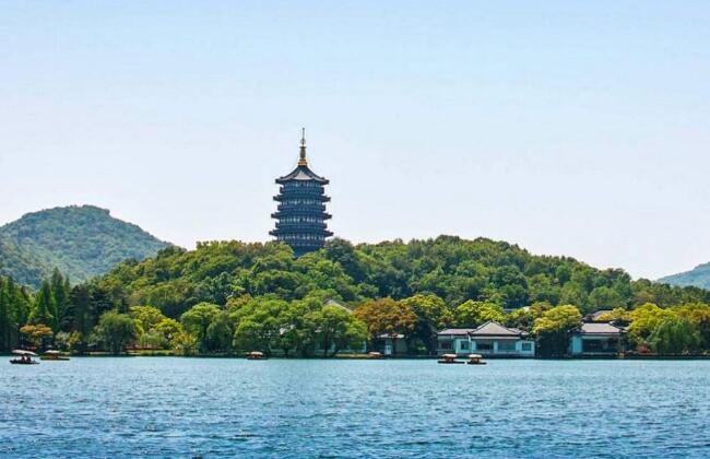 杭州景点排行榜 淡妆浓抹总相宜的美景
